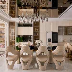 LAYLA’S TOWNHOUSE