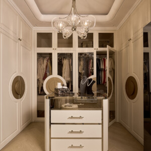 LAYLA’S TOWNHOUSE