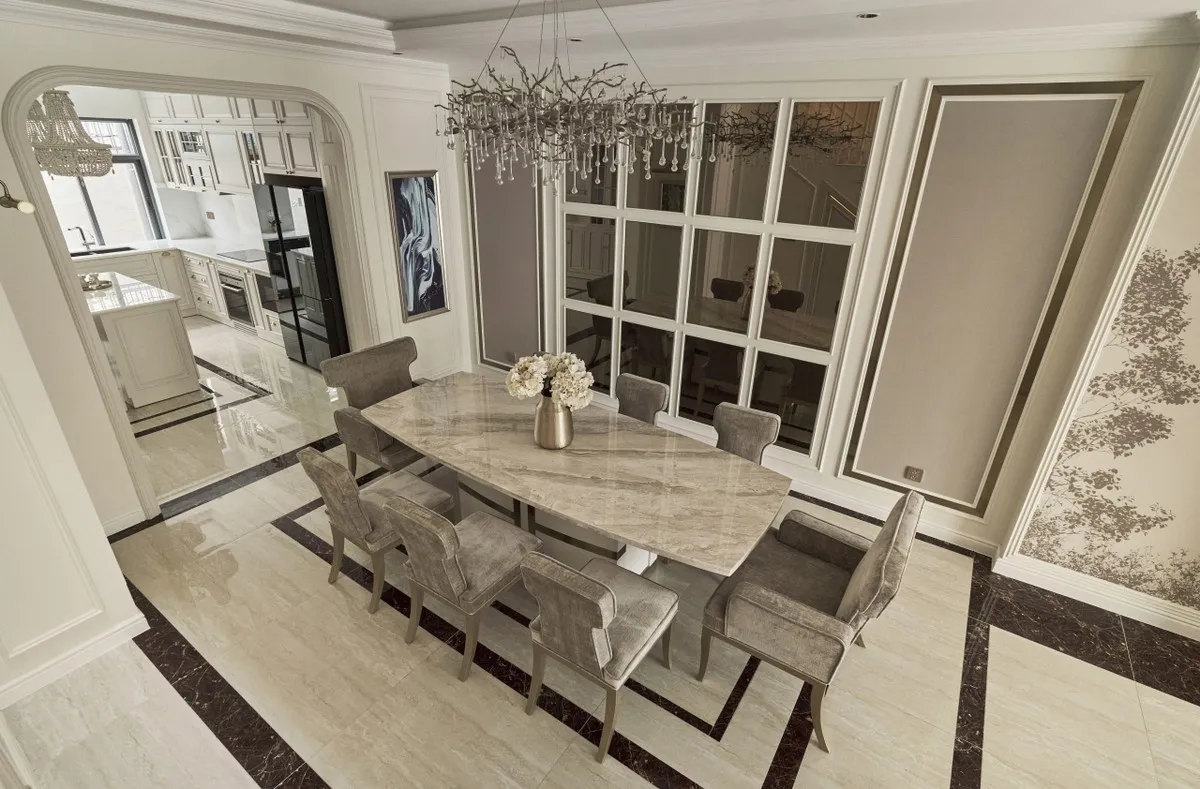 CHỊ NHUNG THỦ ĐỨC