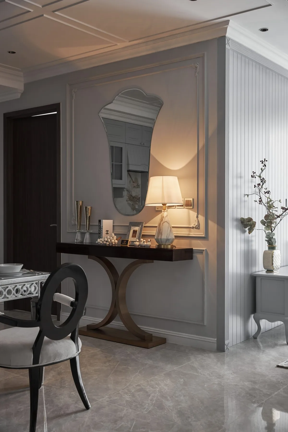 NHÀ MẪU MIDTOWN PHONG CÁCH BÁN CỔ ĐIỂN