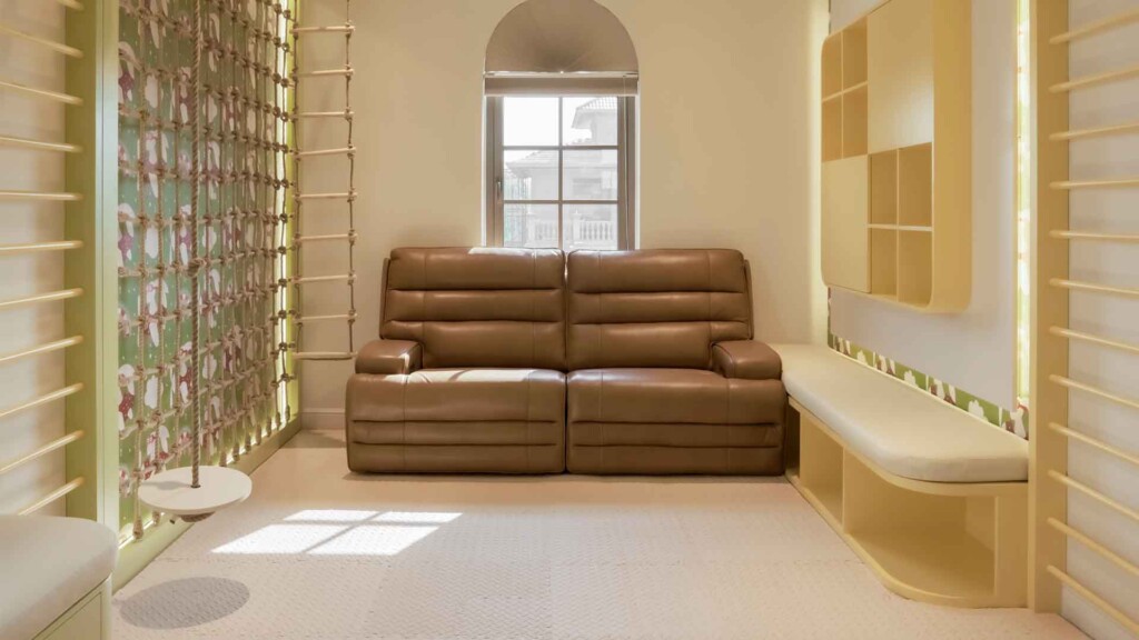 Sofa da thật vs da công nghiệp: Hiểu đúng để chọn chuẩn